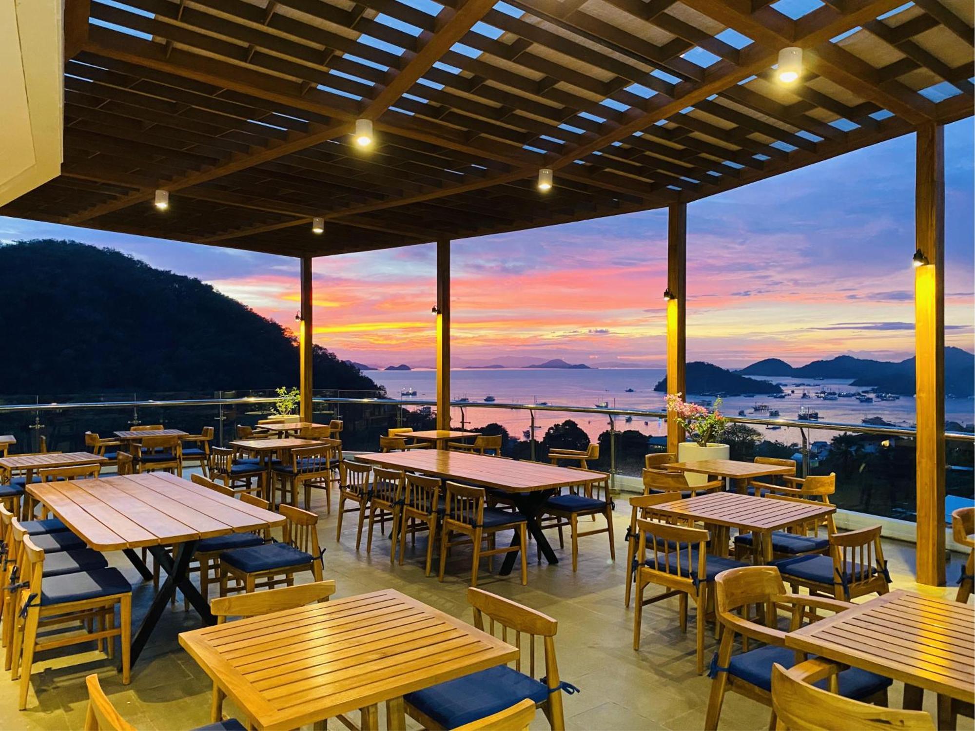 Zasgo Hotel ลาบวนบาโจ ภายนอก รูปภาพ