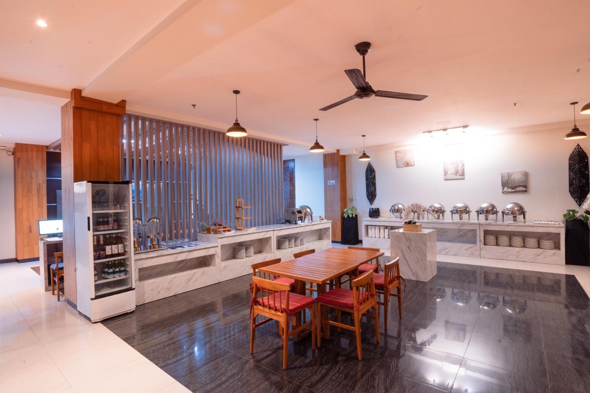 Zasgo Hotel ลาบวนบาโจ ภายนอก รูปภาพ