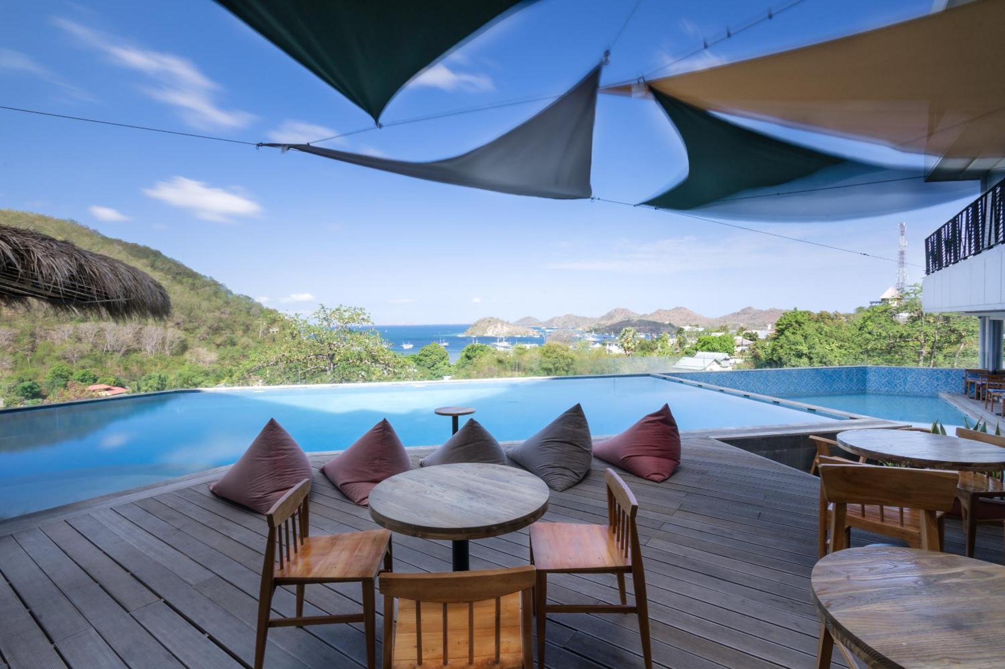 Zasgo Hotel ลาบวนบาโจ ภายนอก รูปภาพ