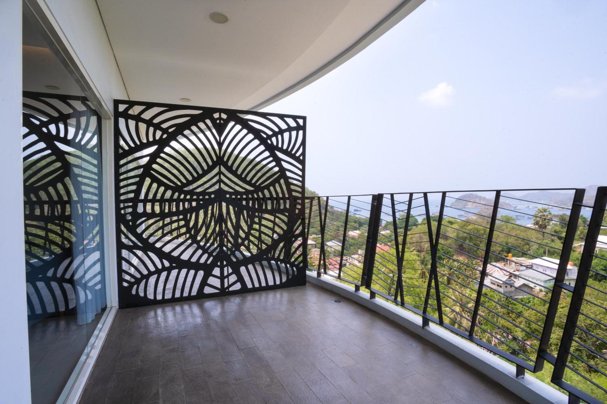 Zasgo Hotel ลาบวนบาโจ ภายนอก รูปภาพ